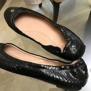 Women’s flat shoes